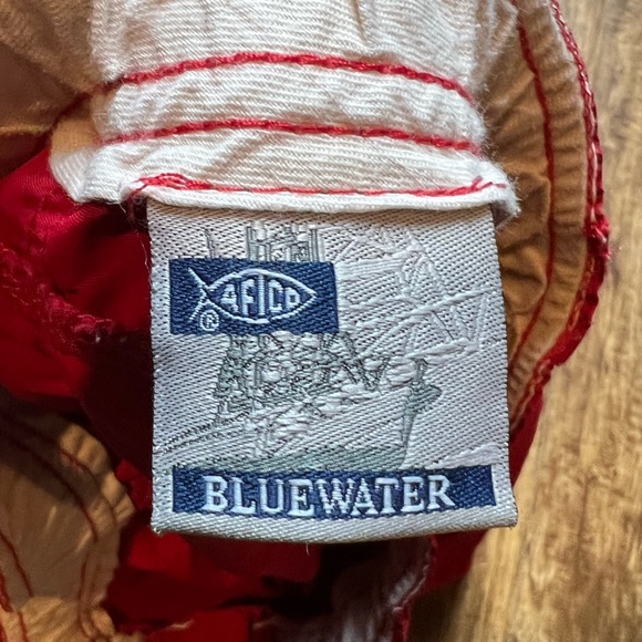 Mens AFTCO Shorts, size 32. Crimson red color. - Picture 3 of 4